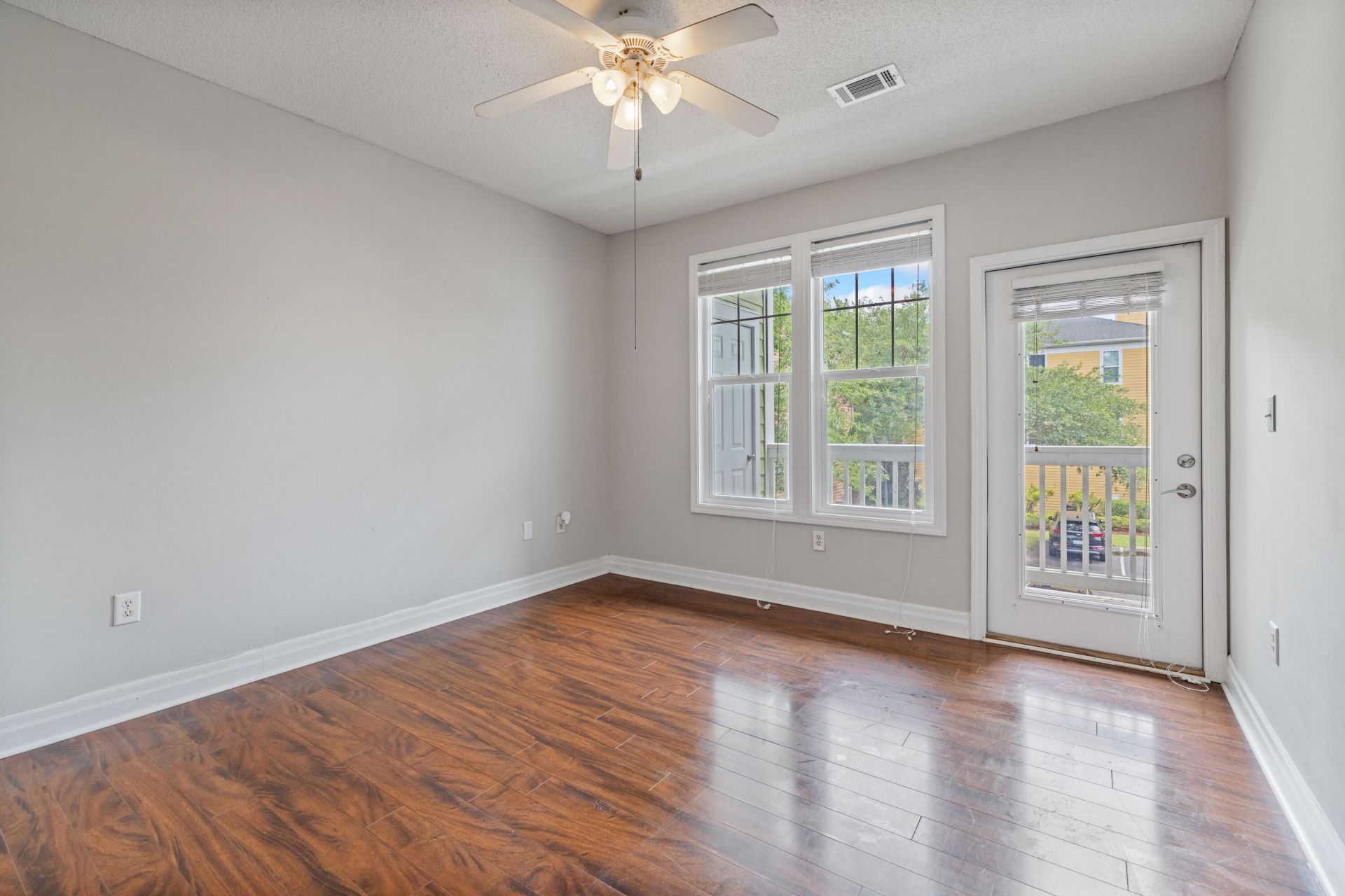 2322 Chatelain Way Photo 18