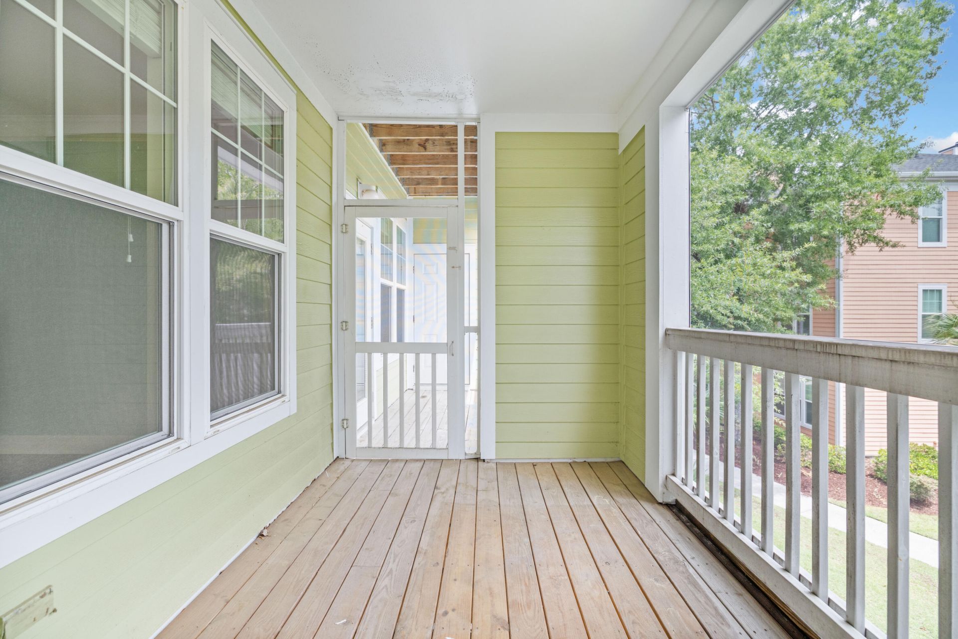 2322 Chatelain Way Photo 21