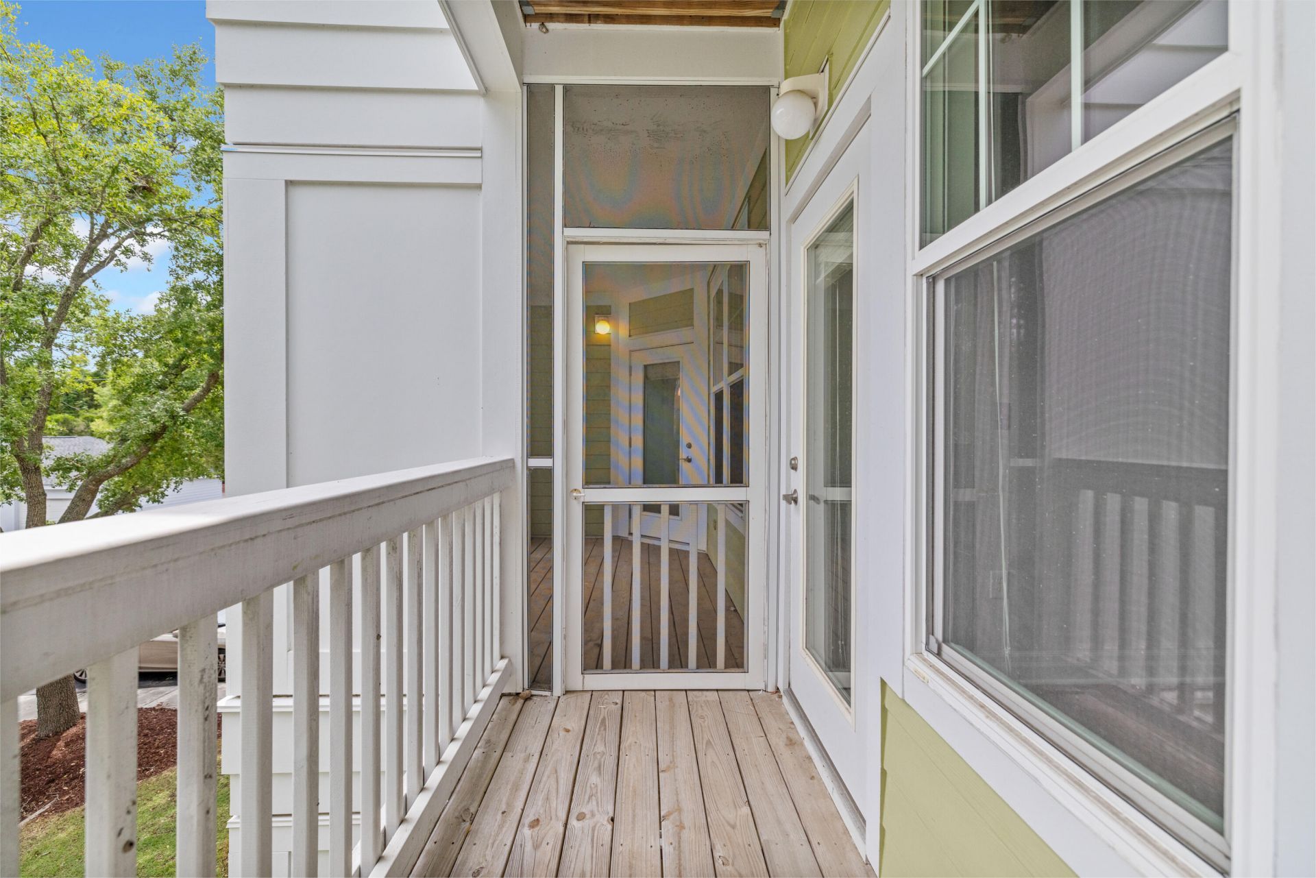 2322 Chatelain Way Photo 22