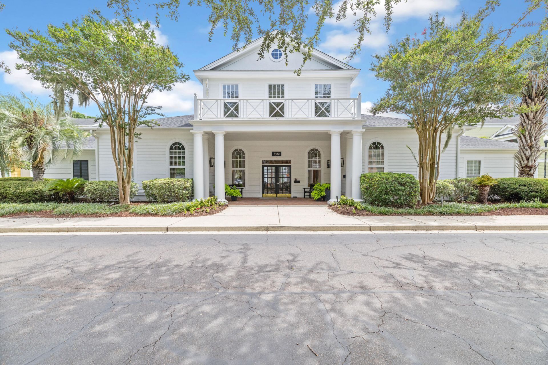 2322 Chatelain Way Photo 27