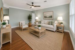 2322 Chatelain Way photo 4