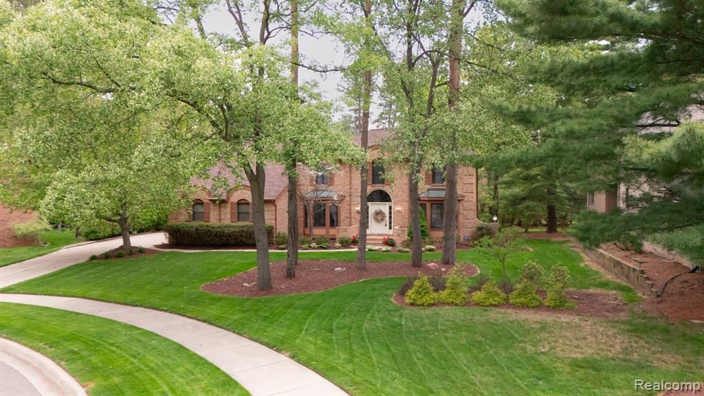 1790 Sashabaw Drive, Meridian Township, MI 48864 Main Photo