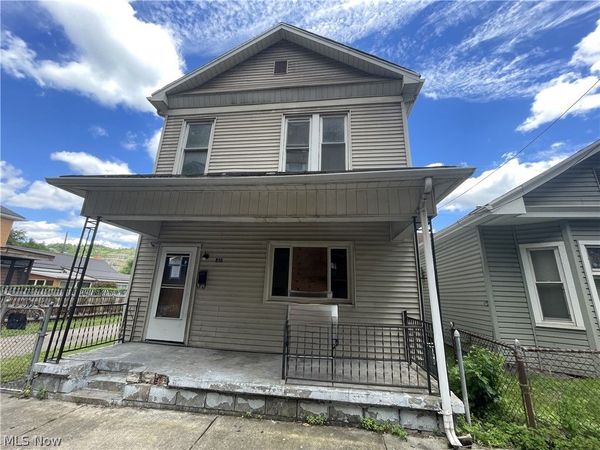 810 N 6th Avenue, Steubenville, OH 43952