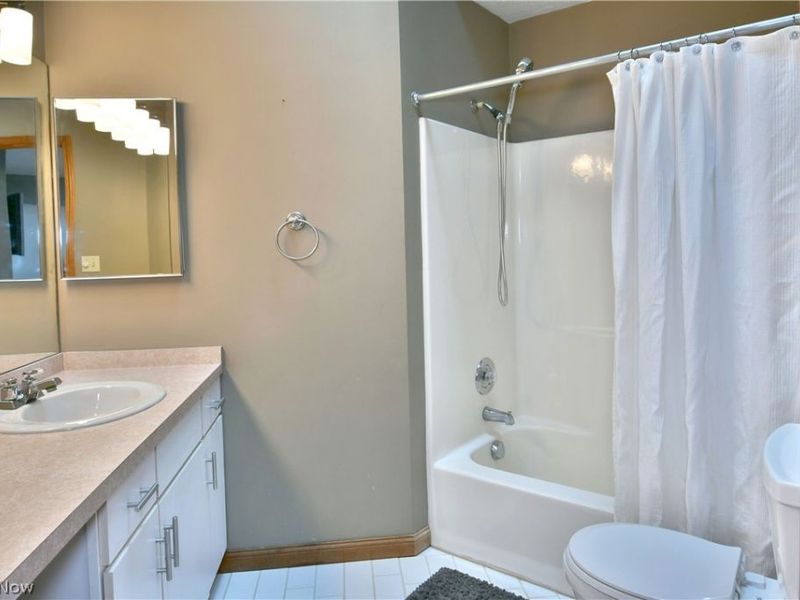 4052 Saint Andrews Court, Unit 4, Canfield, OH 44406 Photo 36
