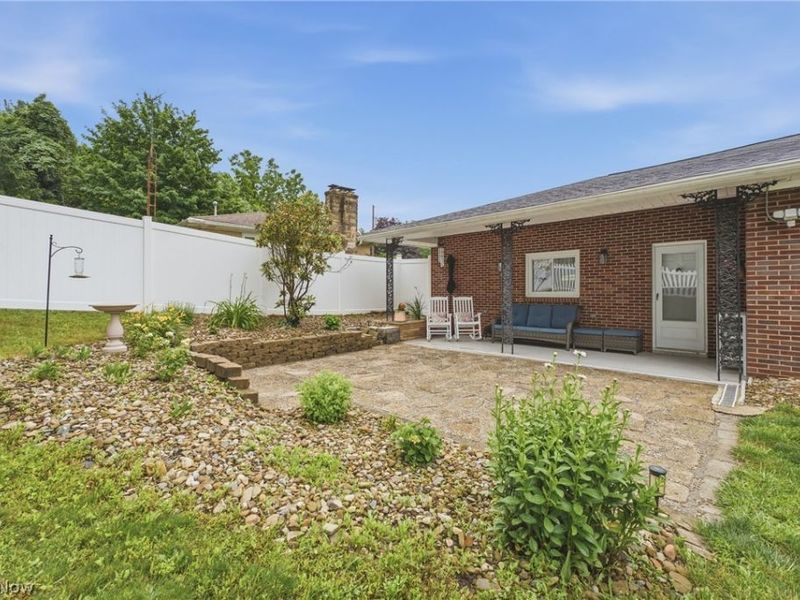 13484 Judy Avenue NW, Uniontown, OH 44685 Photo 28