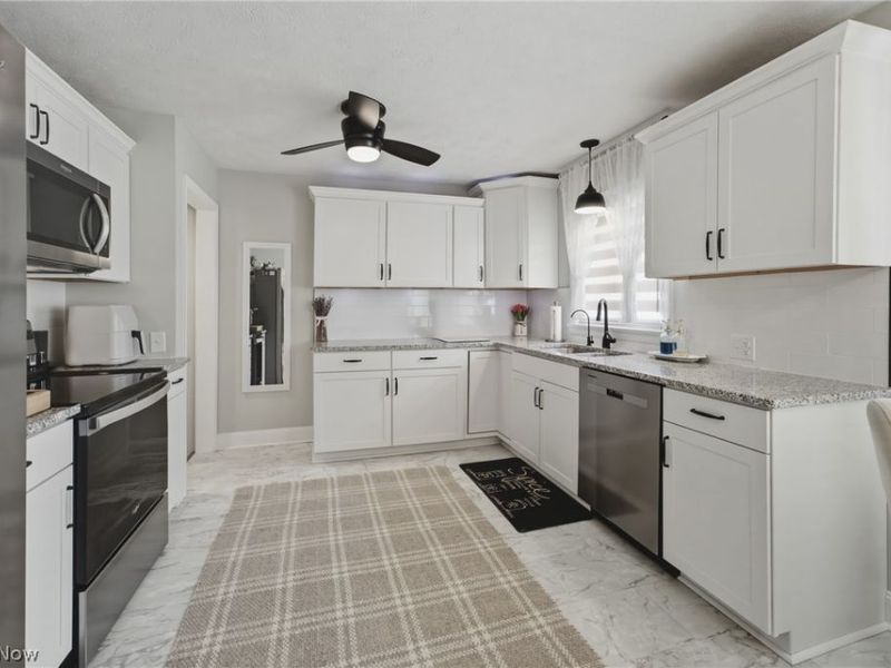 13484 Judy Avenue NW, Uniontown, OH 44685 Photo 7