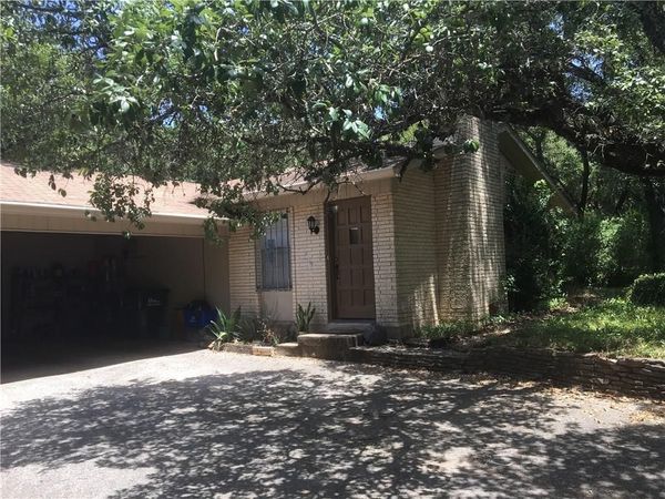 115 N Laurelwood DR, Unit B, Austin, TX 78733