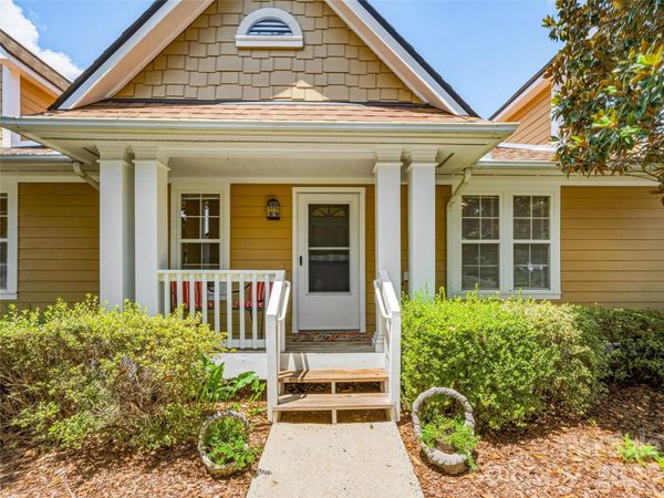 102 Rough Point Court, Asheville, NC 28806