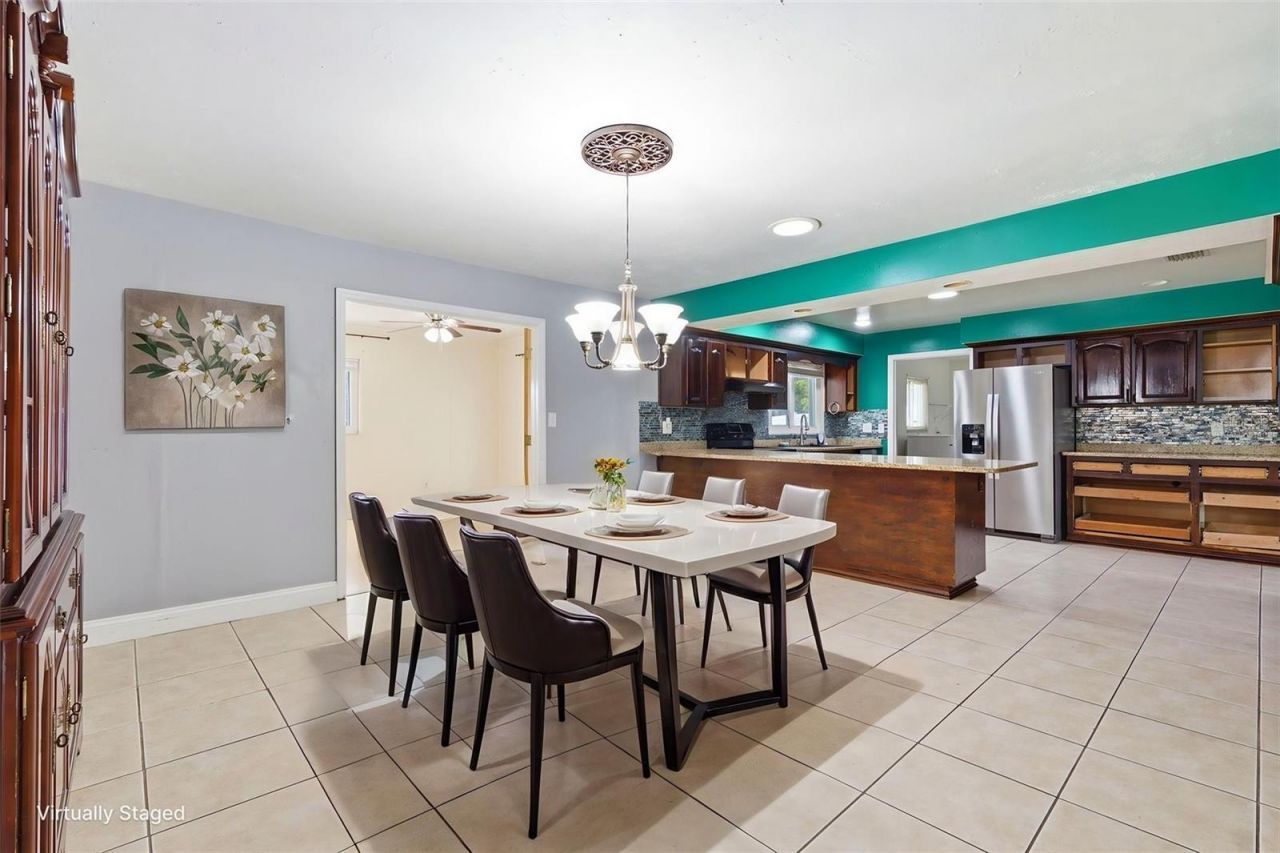 1606 Lark Lane , Brandon, FL 33510 Photo