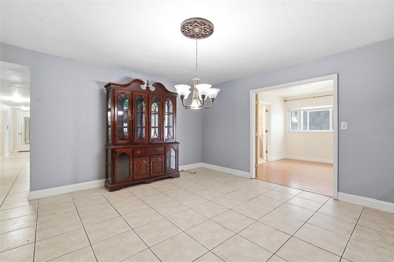 1606 Lark Lane , Brandon, FL 33510 Photo