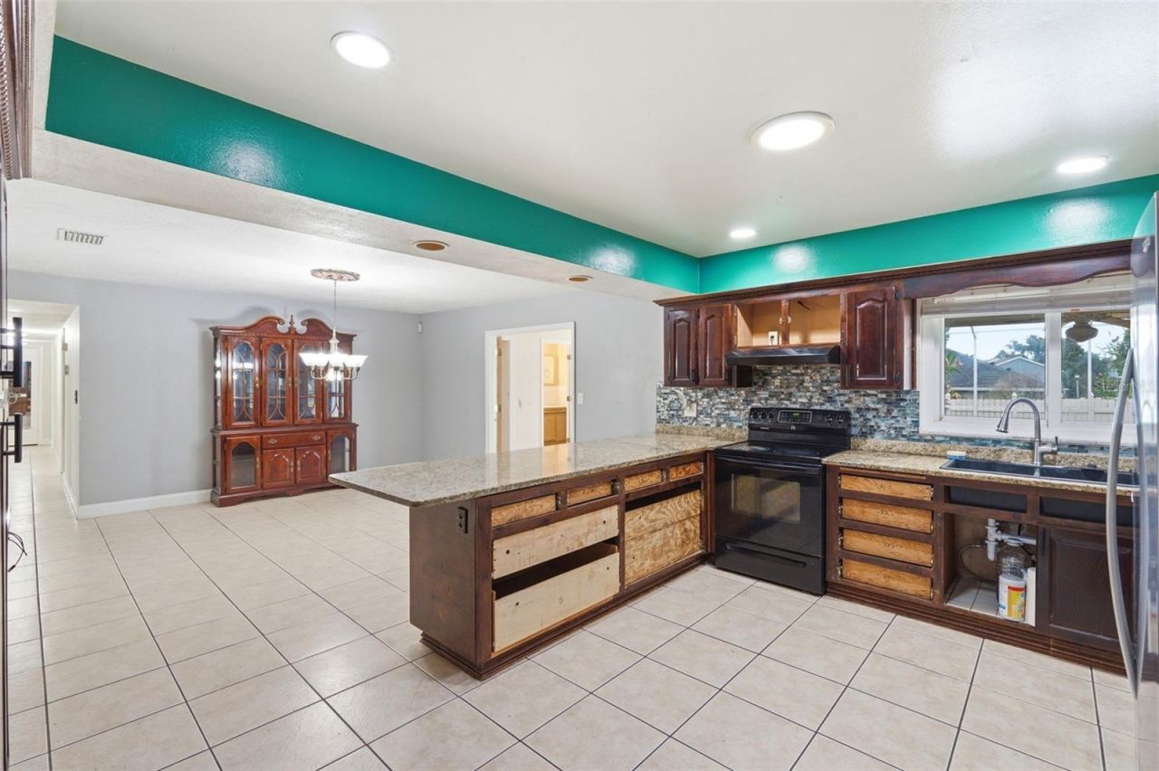 1606 Lark Lane , Brandon, FL 33510 Photo