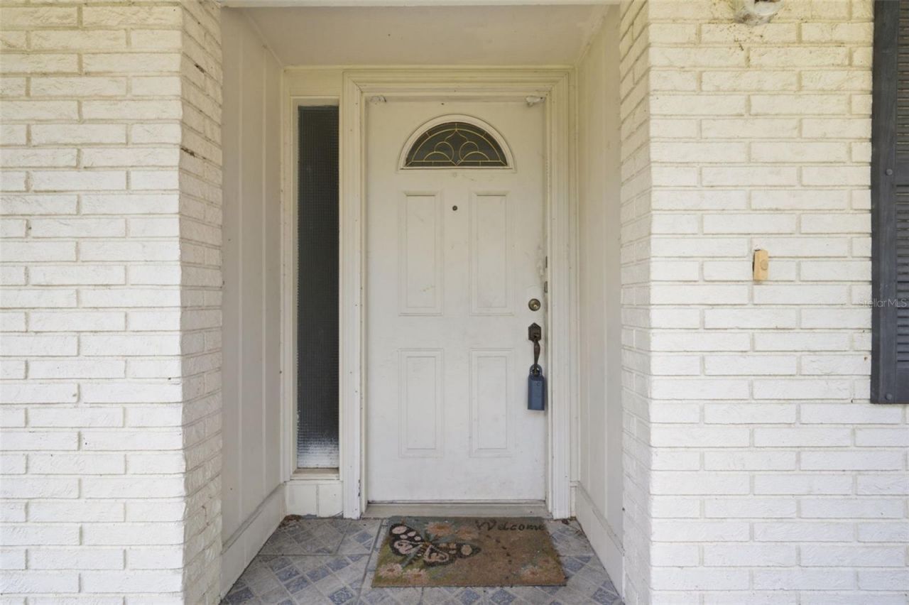 1606 Lark Lane , Brandon, FL 33510 Photo