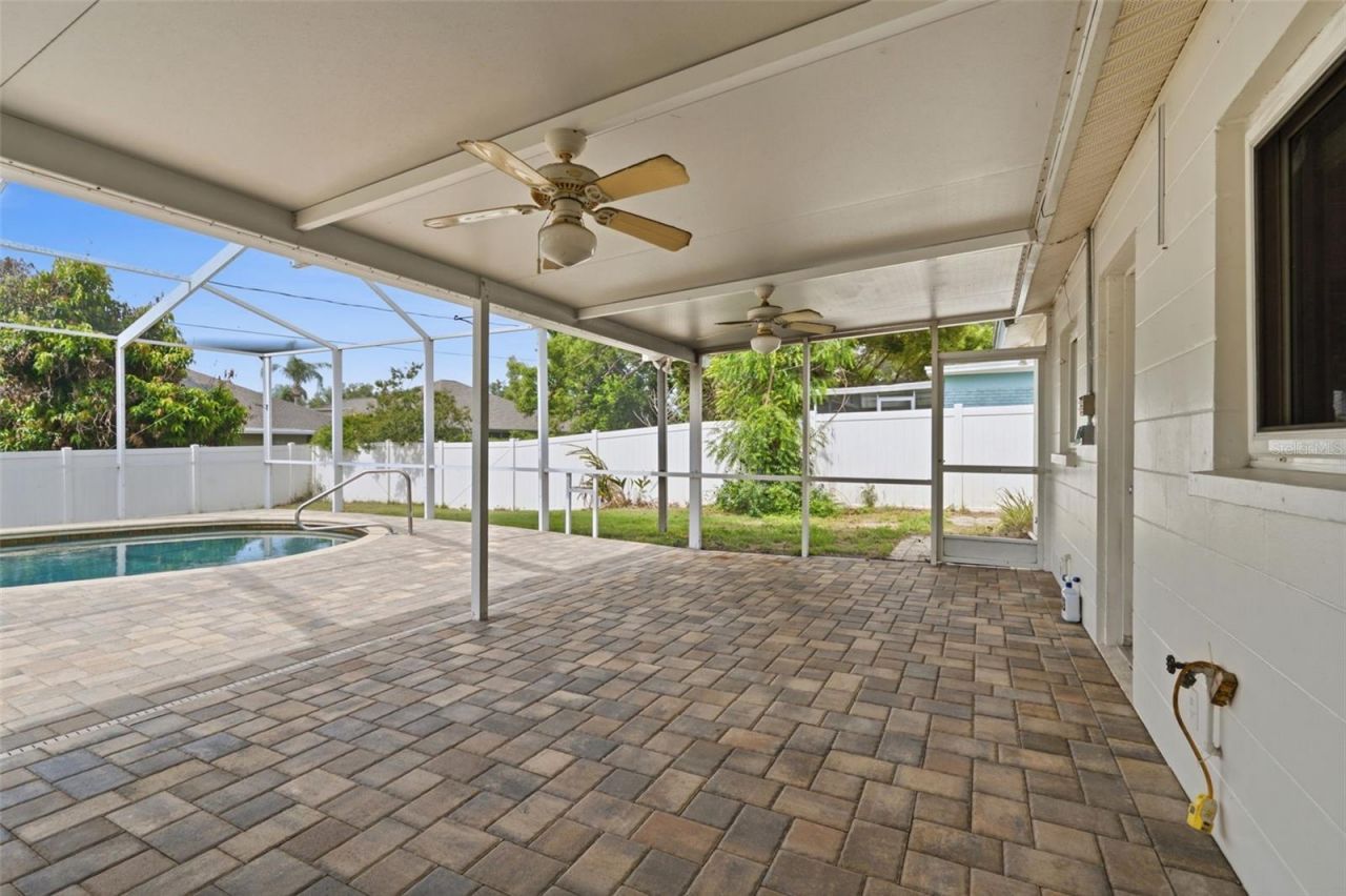 1606 Lark Lane , Brandon, FL 33510 Photo