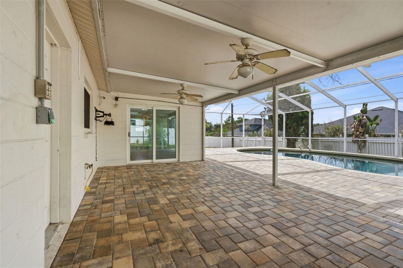 1606 Lark Lane , Brandon, FL 33510 Photo