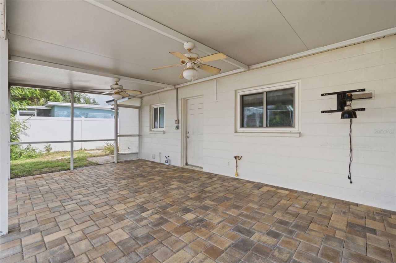 1606 Lark Lane , Brandon, FL 33510 Photo