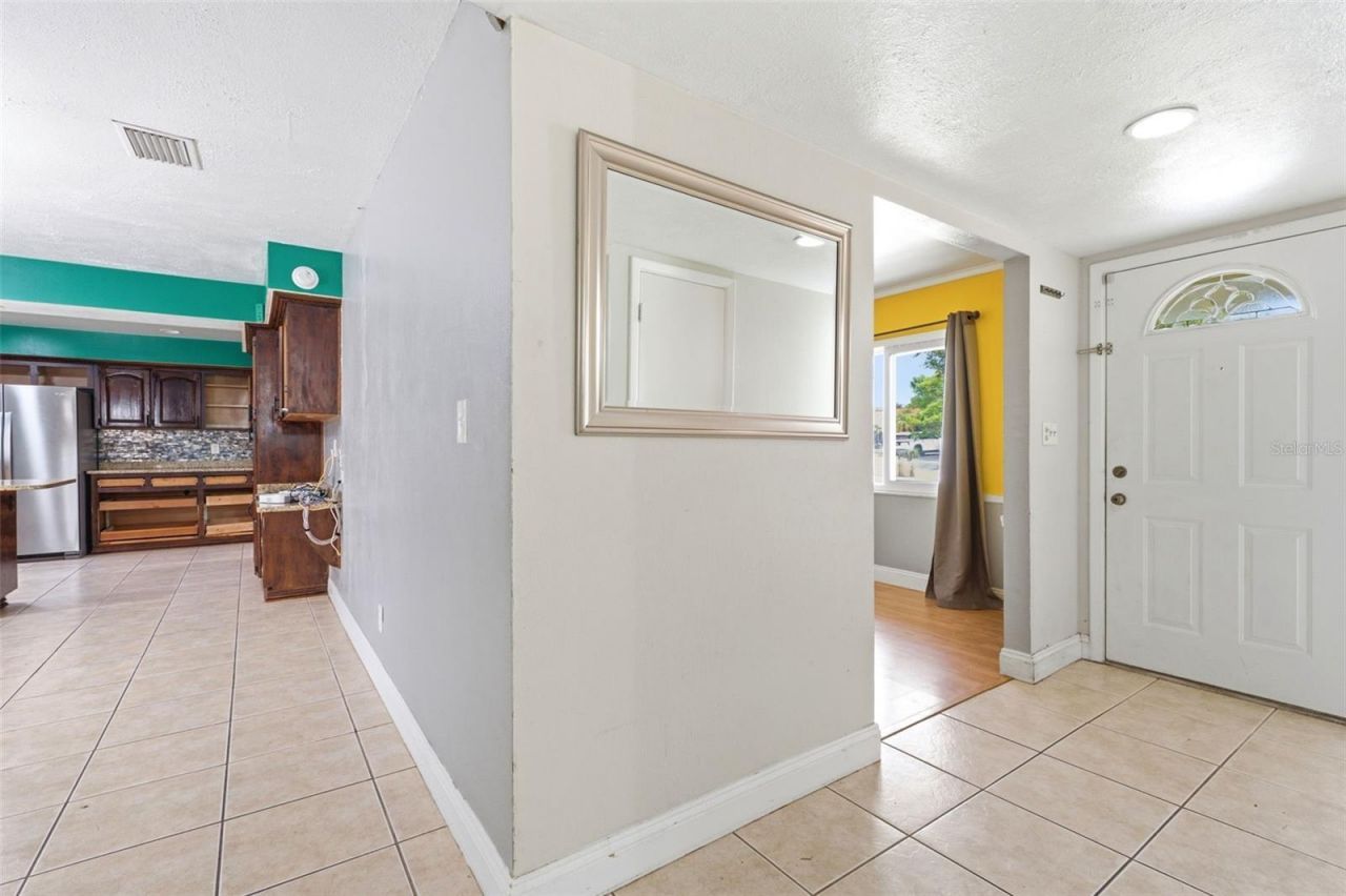 1606 Lark Lane , Brandon, FL 33510 Photo