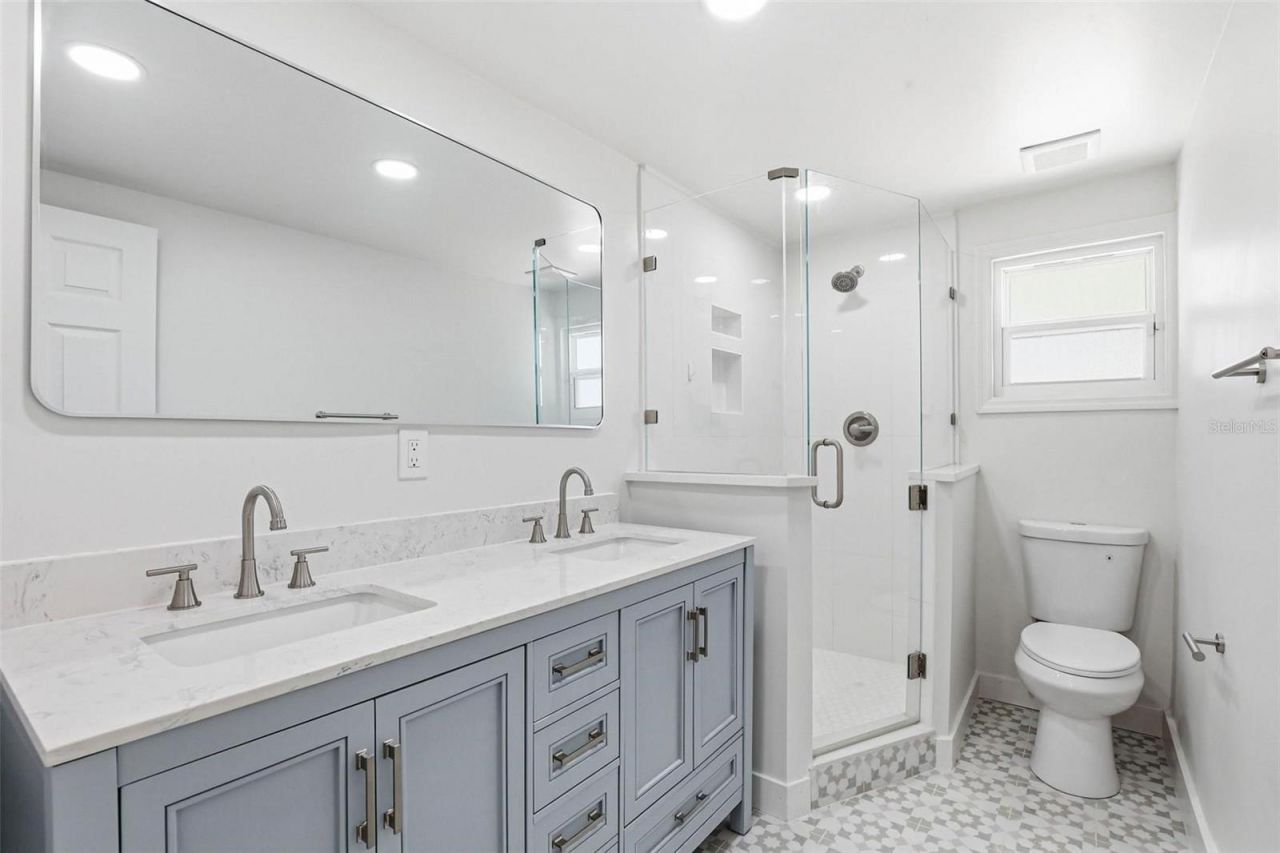 301 81st Avenue Ne, Saint Petersburg, FL 33702 Photo