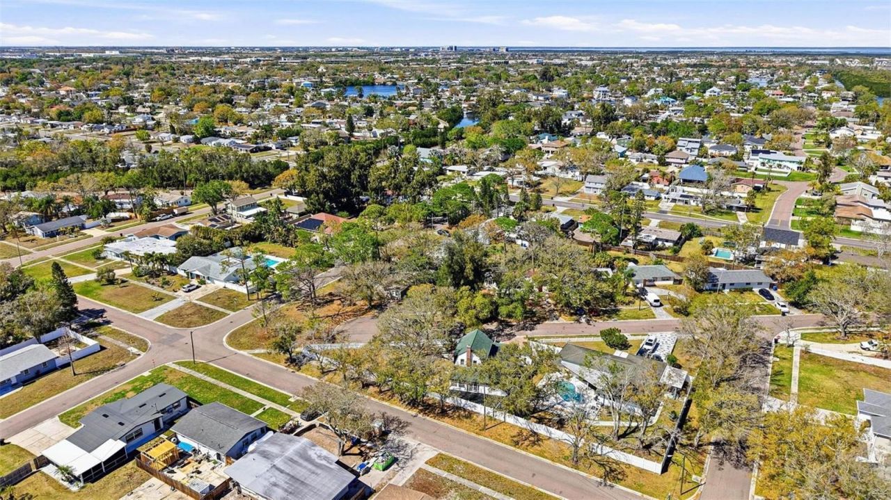 301 81st Avenue Ne, Saint Petersburg, FL 33702 Photo