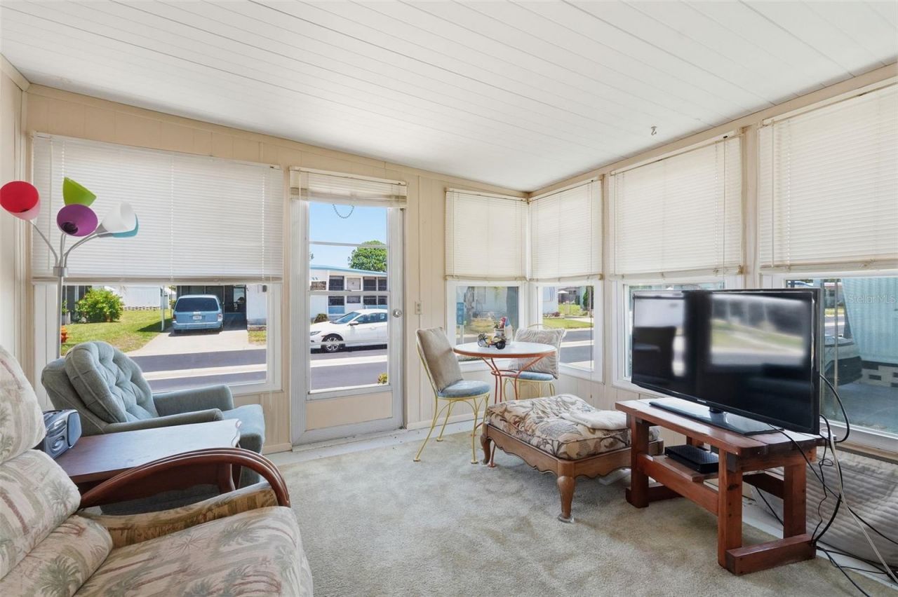 64 Rachel Drive, Tarpon Springs, FL 34689 Photo