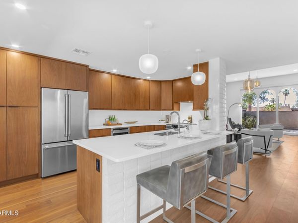 3736 E MONTECITO Avenue, Phoenix, AZ 85018