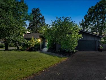 108 Sun Harbor Drive , Liverpool, NY 13088