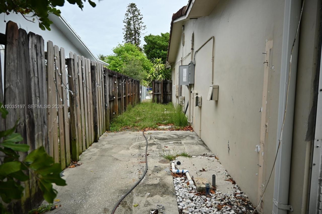 Please Call For Address, Hollywood, FL 33021 Photo