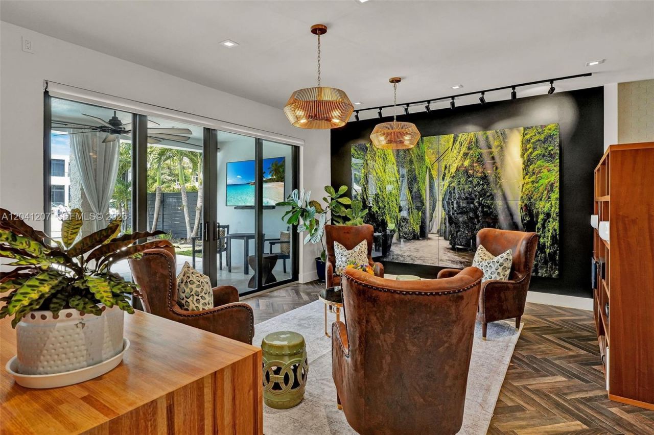 16416 NE 32nd Ave, North Miami Beach, FL 33160 Photo