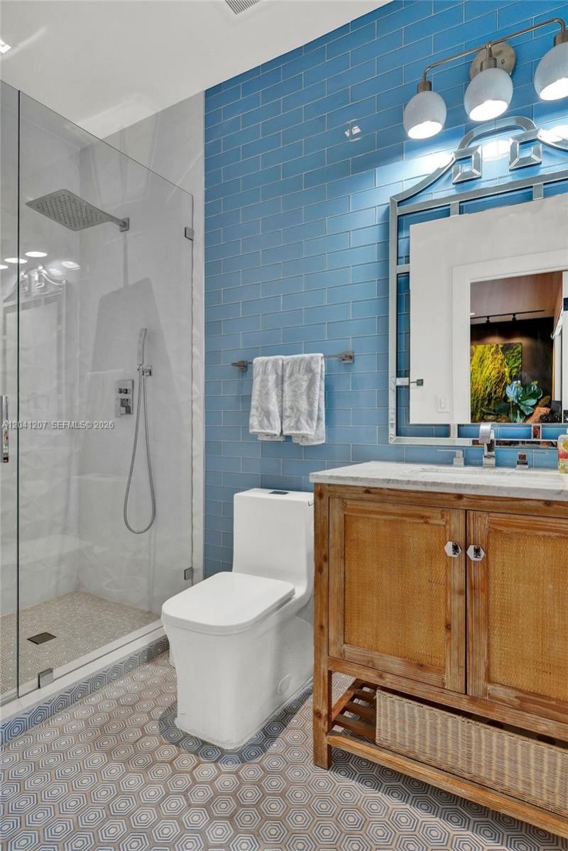 16416 NE 32nd Ave, North Miami Beach, FL 33160 Photo