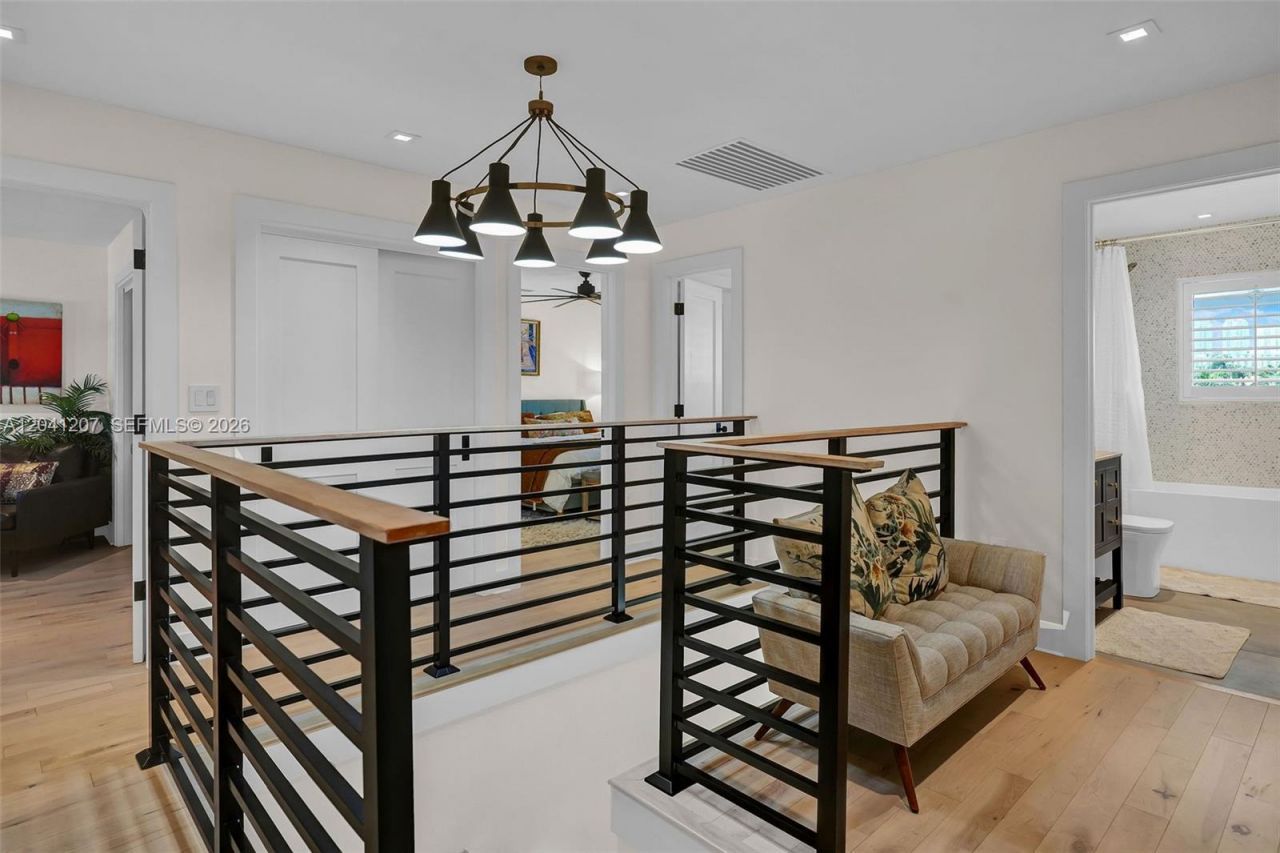 16416 NE 32nd Ave, North Miami Beach, FL 33160 Photo
