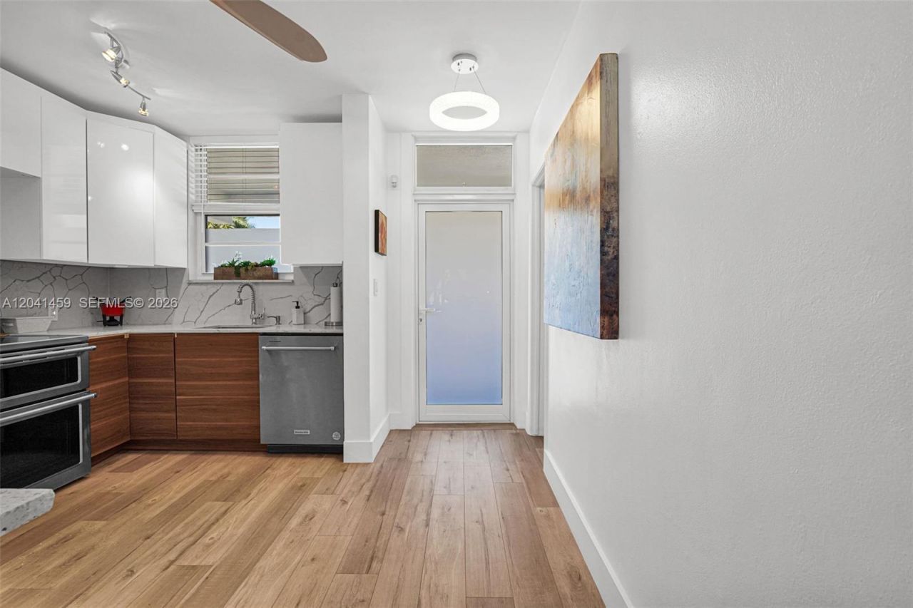 1790 E Las Olas Blvd, Unit 11, Fort Lauderdale, FL 33301 Photo