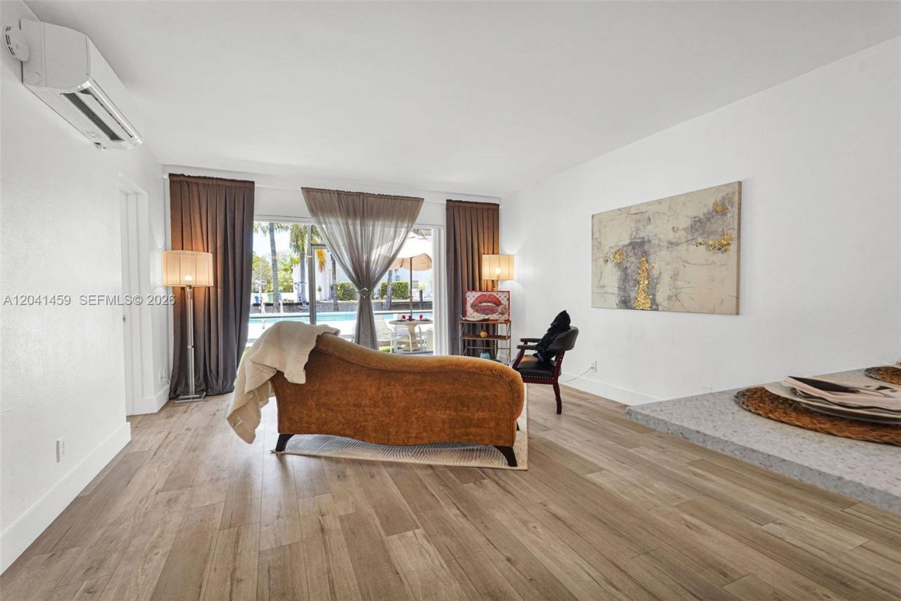1790 E Las Olas Blvd, Unit 11, Fort Lauderdale, FL 33301 Photo