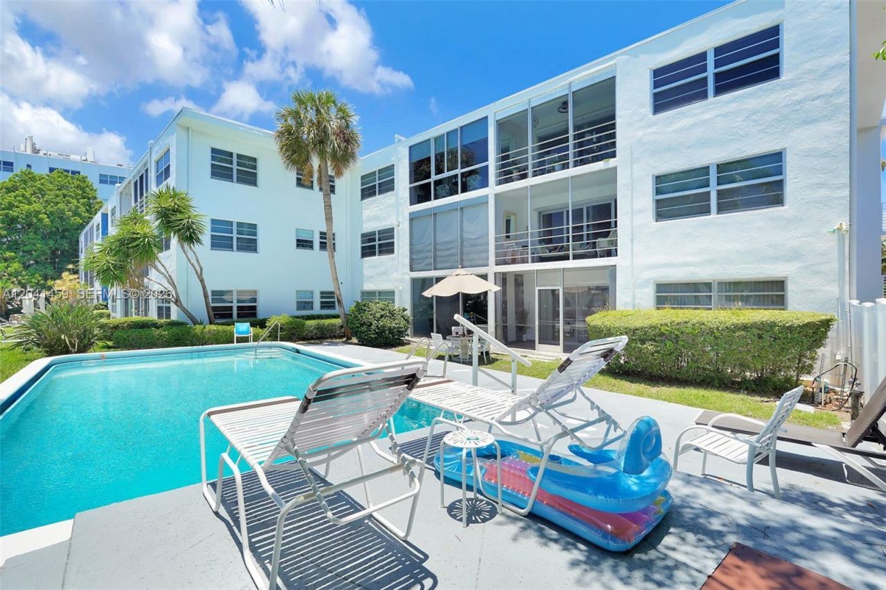1790 E Las Olas Blvd, Unit 11, Fort Lauderdale, FL 33301 Photo