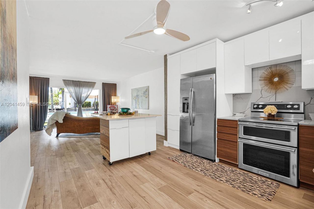 1790 E Las Olas Blvd, Unit 11, Fort Lauderdale, FL 33301 Photo