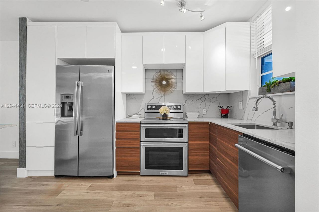 1790 E Las Olas Blvd, Unit 11, Fort Lauderdale, FL 33301 Photo