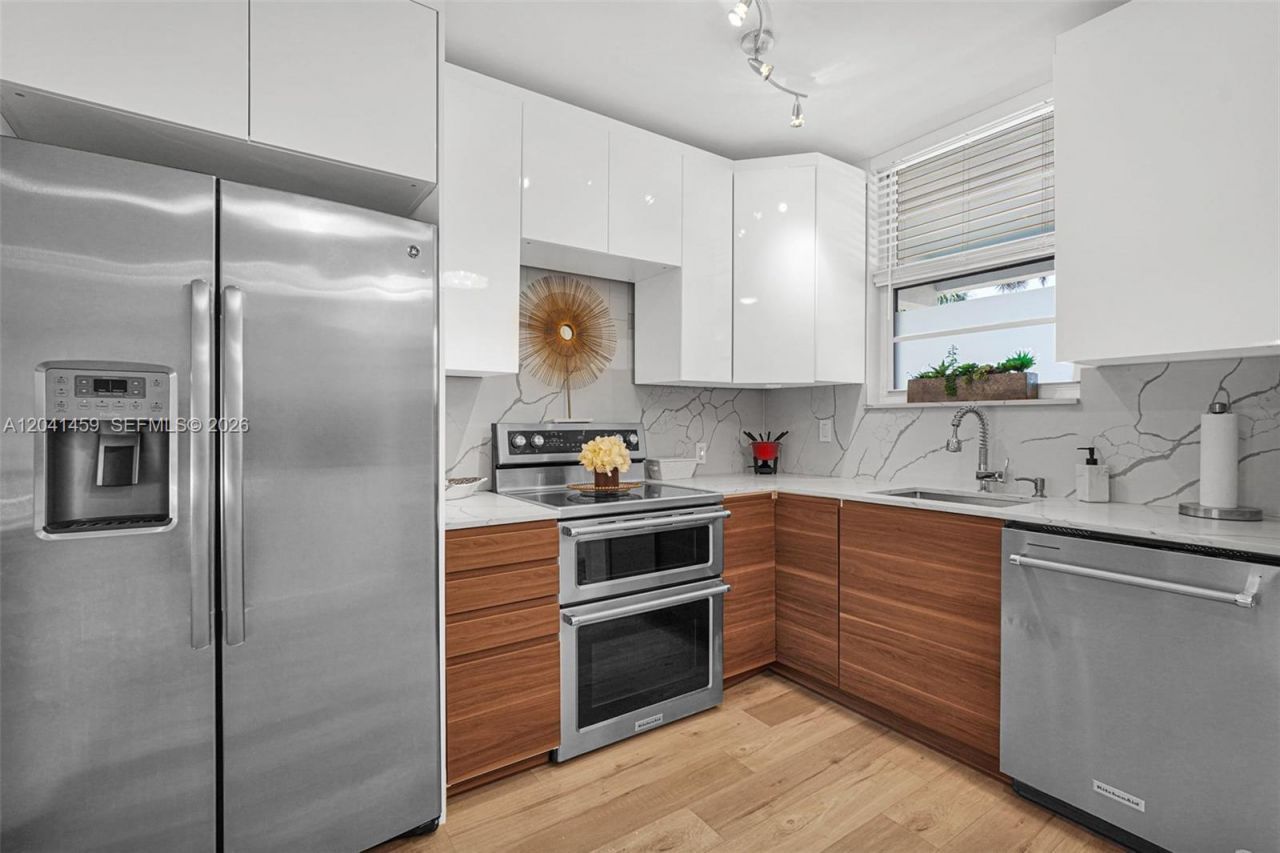 1790 E Las Olas Blvd, Unit 11, Fort Lauderdale, FL 33301 Photo