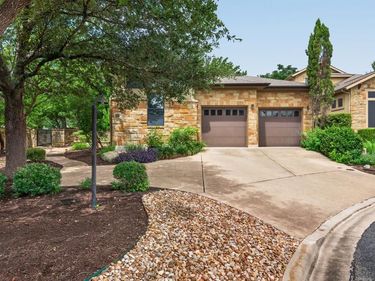 18 Prestonwood Circle, Lakeway, TX 78734