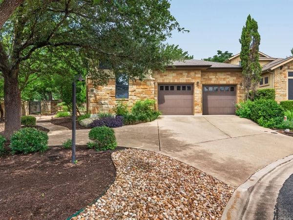 18 S Prestonwood Circle , Lakeway, TX 78734