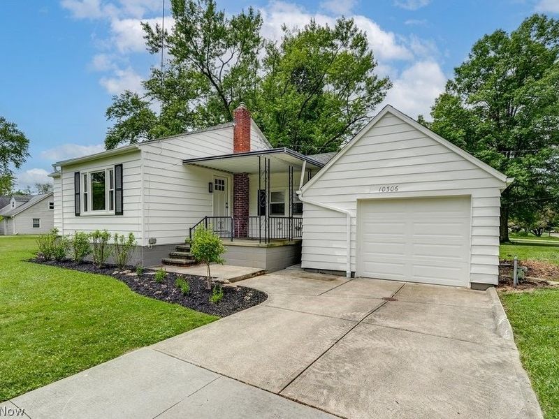 10306 Electric Boulevard, Northfield Village, OH 44067 Photo 2