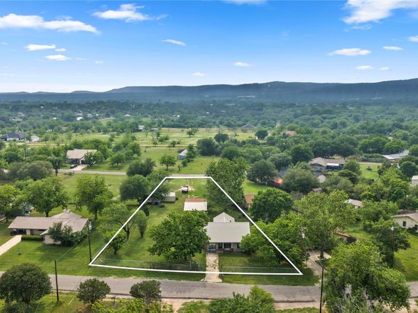210 N River Oaks DR , Burnet, TX 78611
