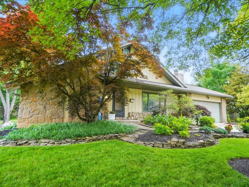 736 Evangeline Road, Forest Park, OH 45240 Photo 2