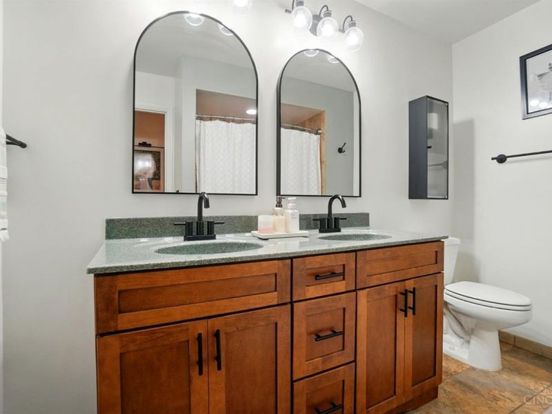736 Evangeline Road, Forest Park, OH 45240 Photo 24
