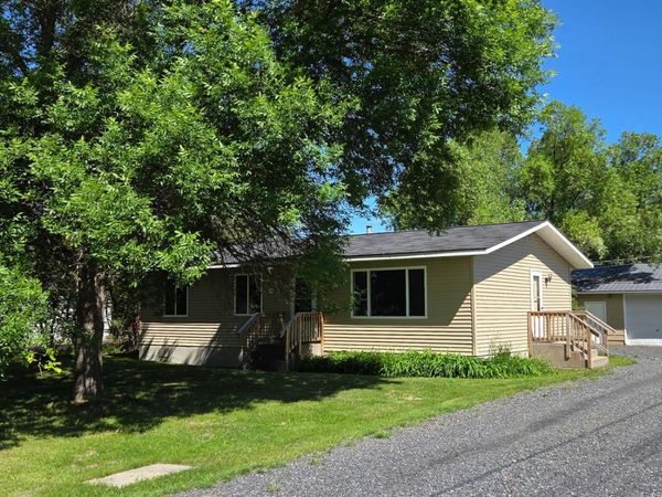 610 16th Street E, International Falls, MN 56649
