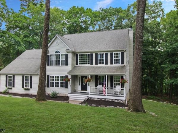 3 Frog Pond Rd, Blairstown, NJ 07832