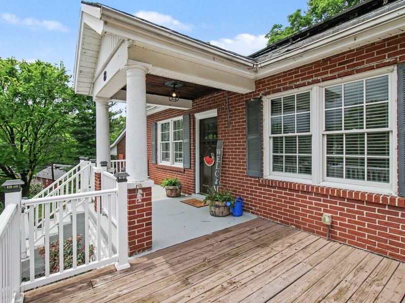 8 Parker Road, Newport, KY 41071 Photo 3