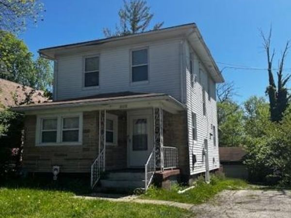 2218 Rugby Road, Dayton, OH 45406