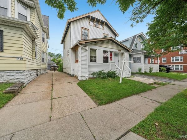 1425 Kenmore Avenue , Buffalo, NY 14217
