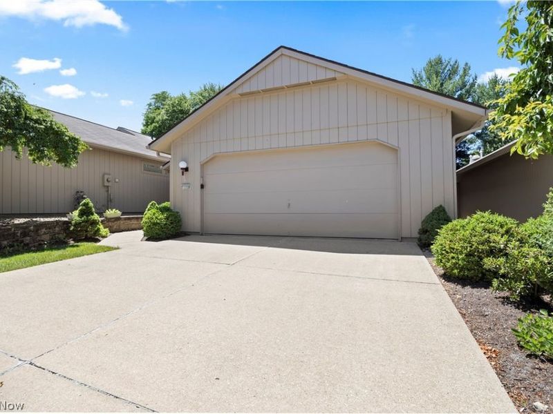 13228 Olympus Way, Strongsville, OH 44149 Photo 3