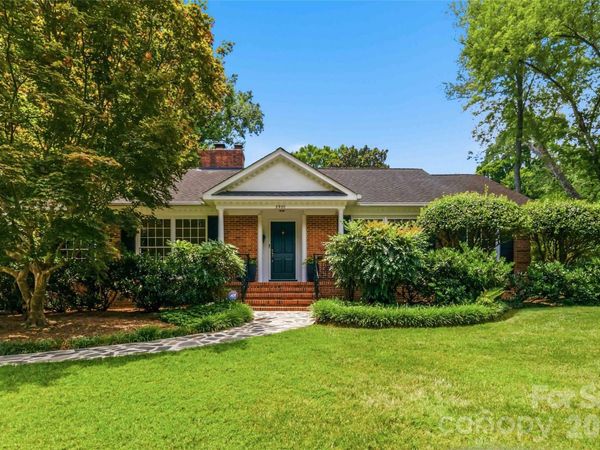 3900 Riverbend Road , Charlotte, NC 28210