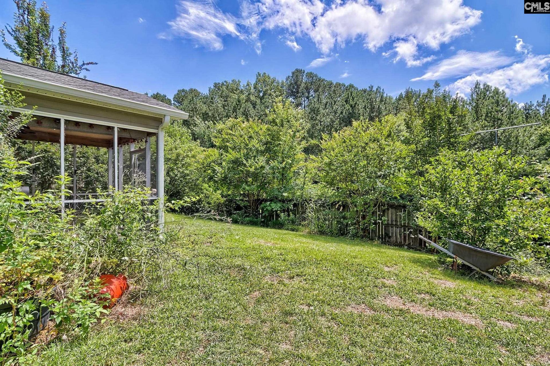 453 Crawley Lane Photo 36