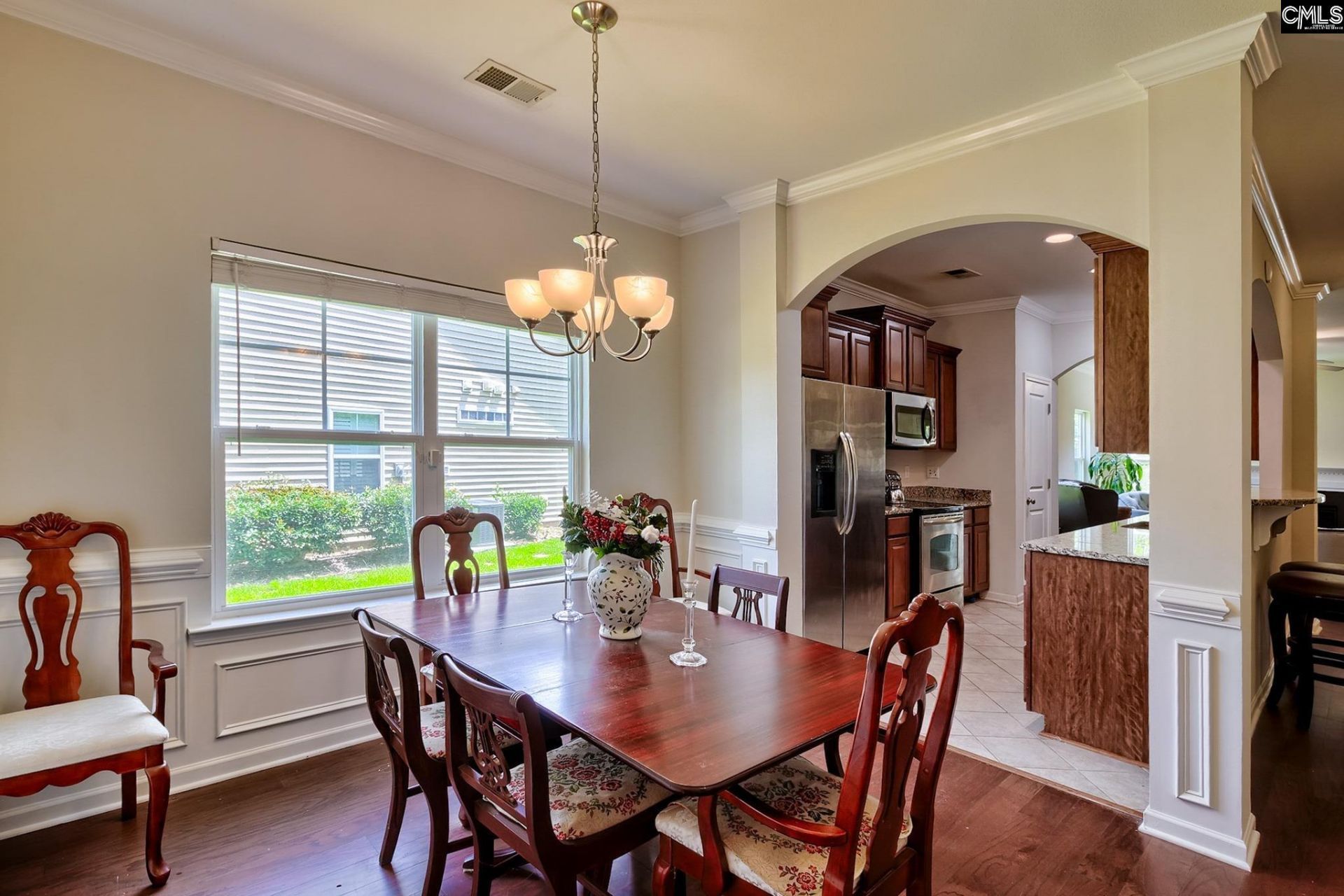 453 Crawley Lane Photo 7